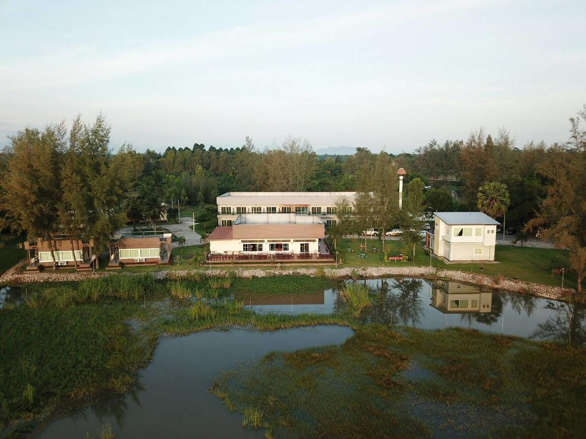 Hadthong Resort Pak Phayun Екстериор снимка